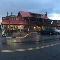 The Historic Madison Hotel, Motel and Hostel