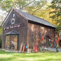 Pink Sleigh Christmas Shop